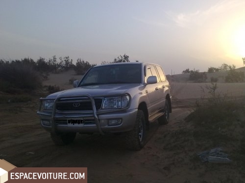 Land cruiser Toyota
