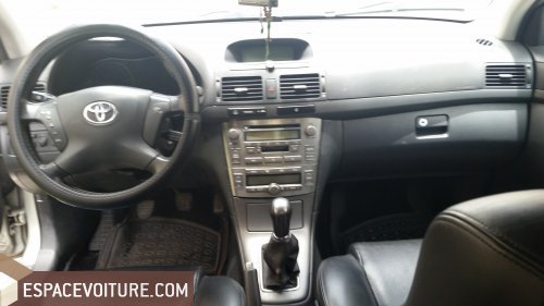 Avensis Toyota