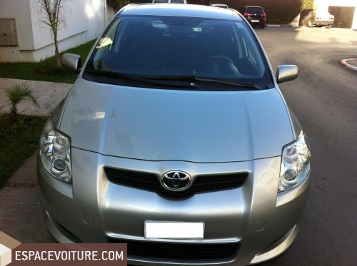 Auris Toyota
