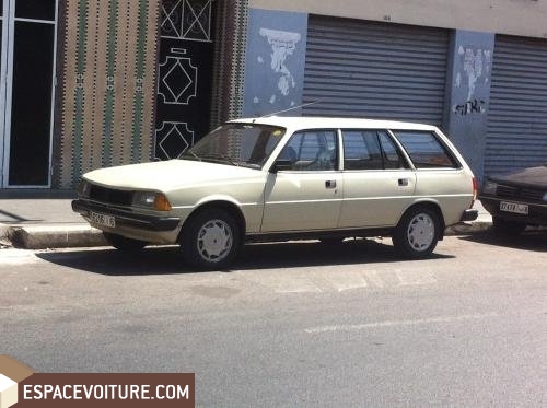 305 Peugeot
