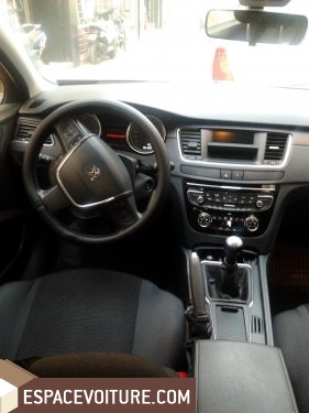 5008 Peugeot