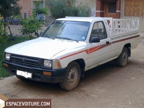 Hilux Toyota