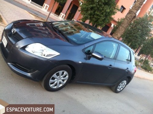 Auris Toyota