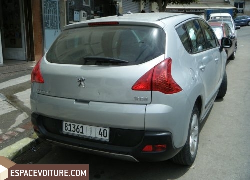 3008 Peugeot