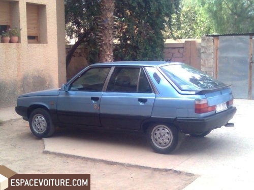R11 Renault