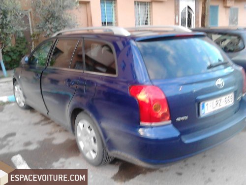 Avensis Toyota