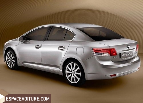 Avensis Toyota
