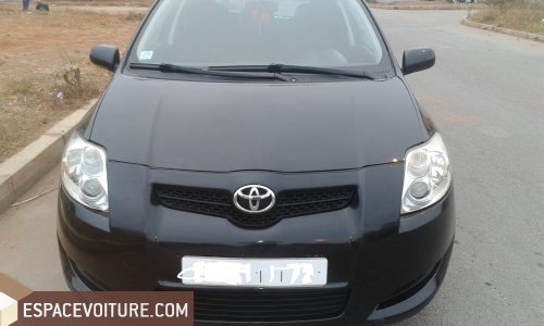 Auris Toyota