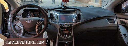Elantra Hyundai