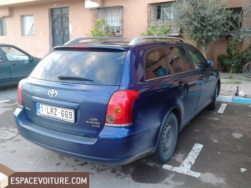 Avensis Toyota