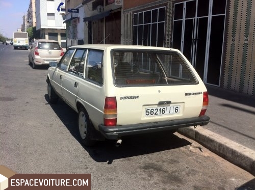 305 Peugeot