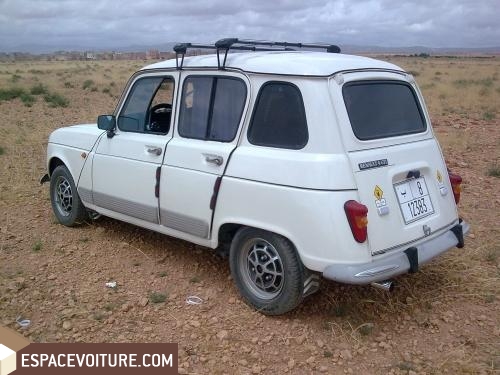 renault r4 occasion à tiznit, essence prix 39 000 dhs réf-tit011