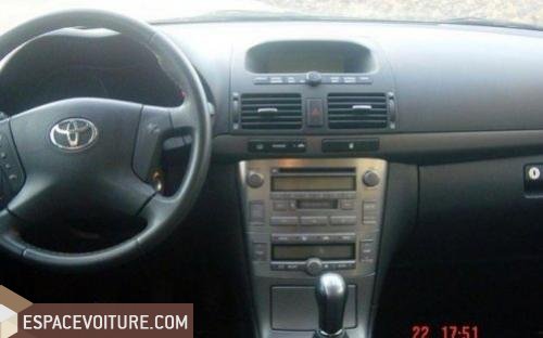 Avensis Toyota
