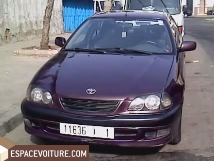 Avensis Toyota
