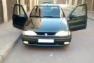 Renault R19