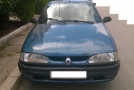Renault R19
