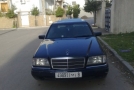 Mercedes-benz 220